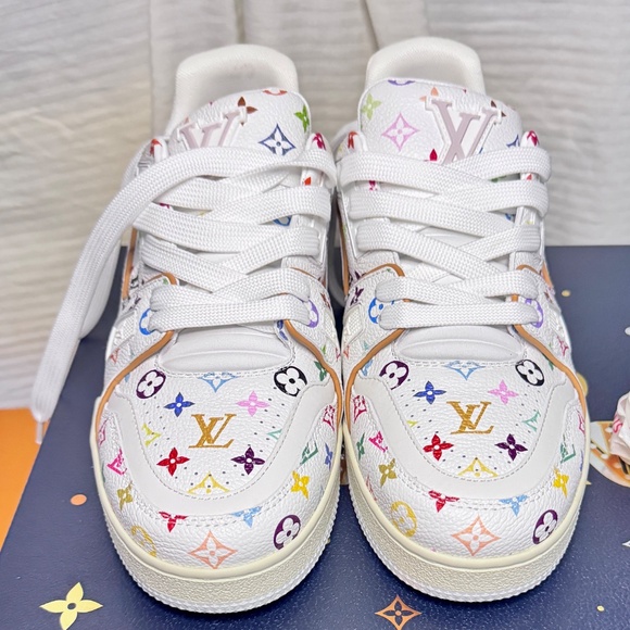 NIB Louis Vuitton Murakami White Multicolor Monogram Trainer Sneakers for Men 11 main image 15